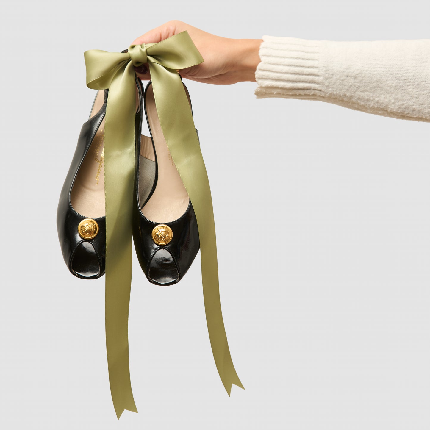 Vintage Ferragamo Peep Toe Sling Back Pumps